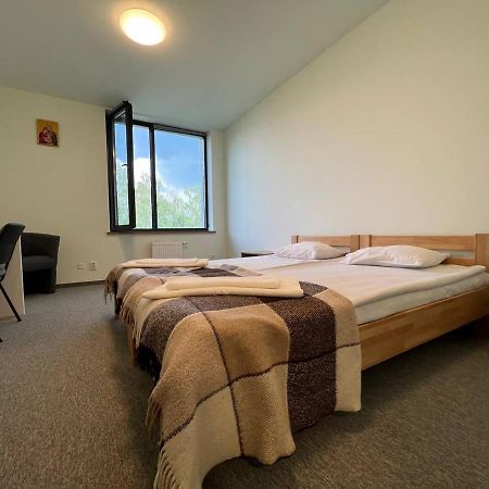 Ucu Inn - Кімнати Для Гостей Lviv Luaran gambar