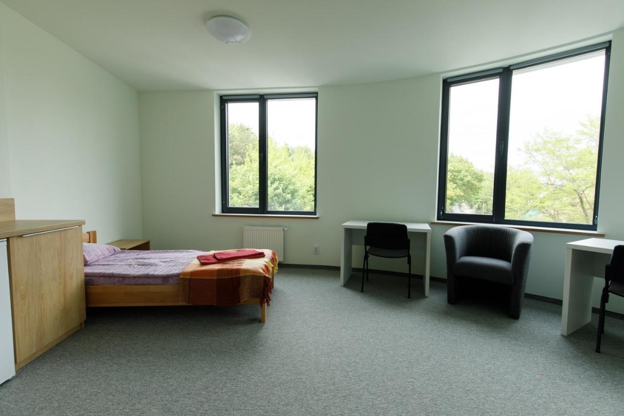 Ucu Inn - Кімнати Для Гостей Lviv Luaran gambar