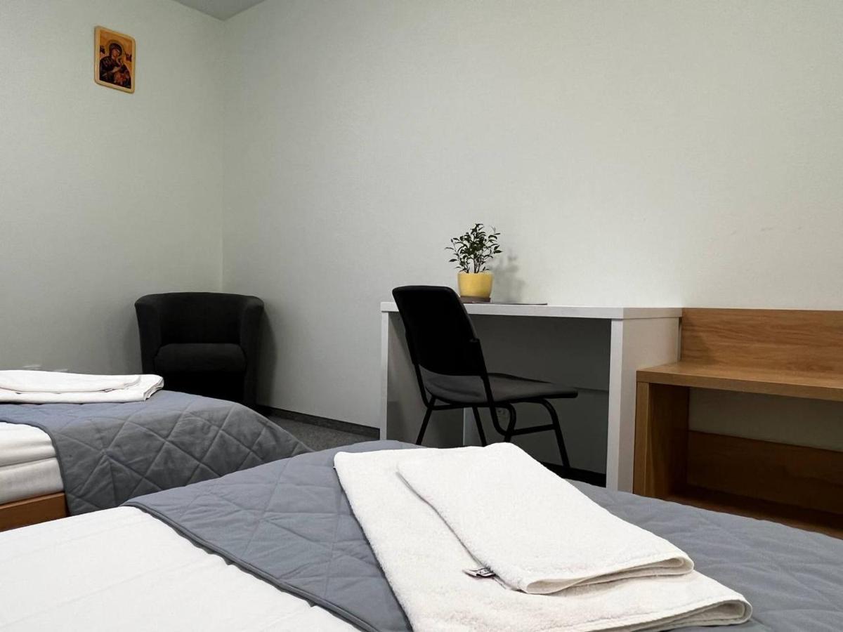 Ucu Inn - Кімнати Для Гостей Lviv Luaran gambar