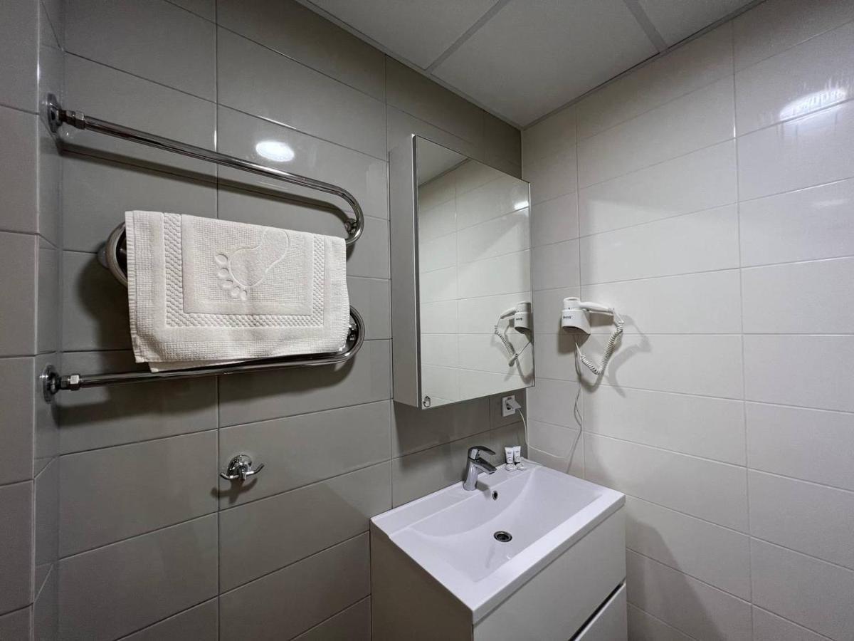 Ucu Inn - Кімнати Для Гостей Lviv Luaran gambar