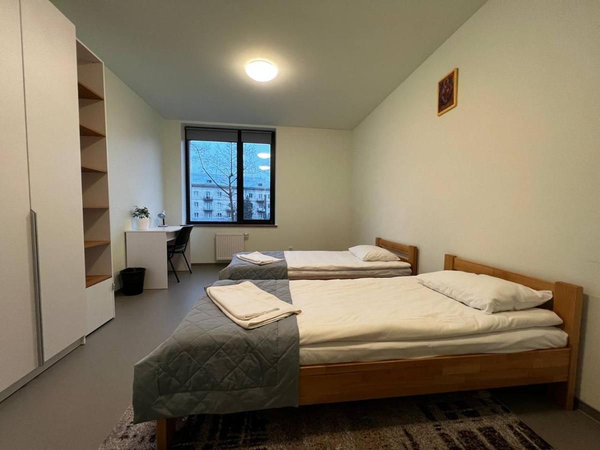 Ucu Inn - Кімнати Для Гостей Lviv Luaran gambar