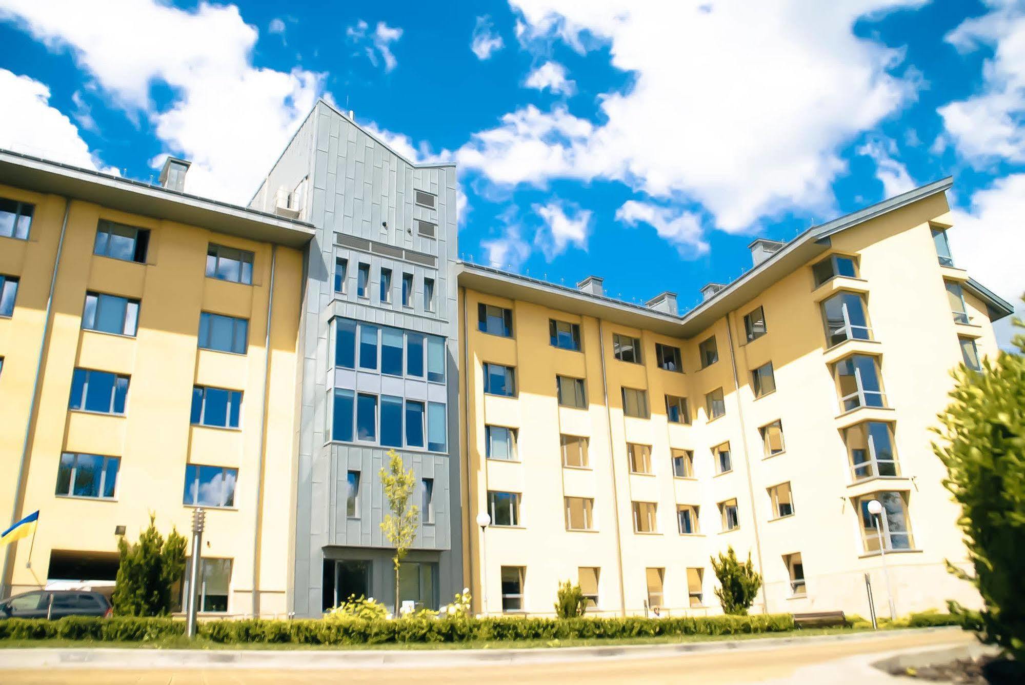 Ucu Inn - Кімнати Для Гостей Lviv Luaran gambar